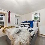 Knole Stylish 3br House W Garden, Parking Near Cribbs And M5 By Altoluxo Short Lets & Serviced Бристоль