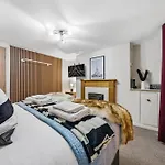 Knole Stylish 3br House W Garden, Parking Near Cribbs And M5 By Altoluxo Short Lets & Serviced شقة *