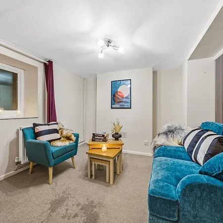 アパート Knole Stylish 3br House W Garden, Parking Near Cribbs And M5 By Altoluxo Short Lets & Serviced *